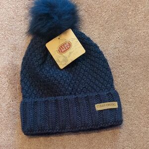 Navy Blue Women's Hat With Pom Pom.